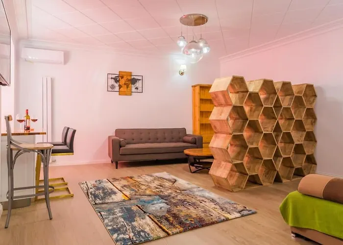 Inova Central Apartment